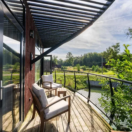 Spacious 2-bedroom Prázdninový dům *